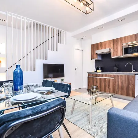 Cmg Belleville / Pyrenees Apartment Paris